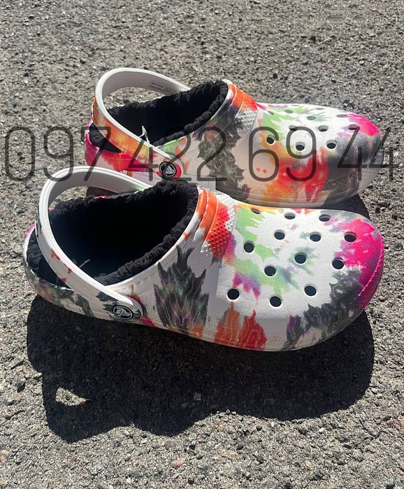 Стильні теплі Крокс Crocs сабо оригінал Crocs Baya Lined Tiedy