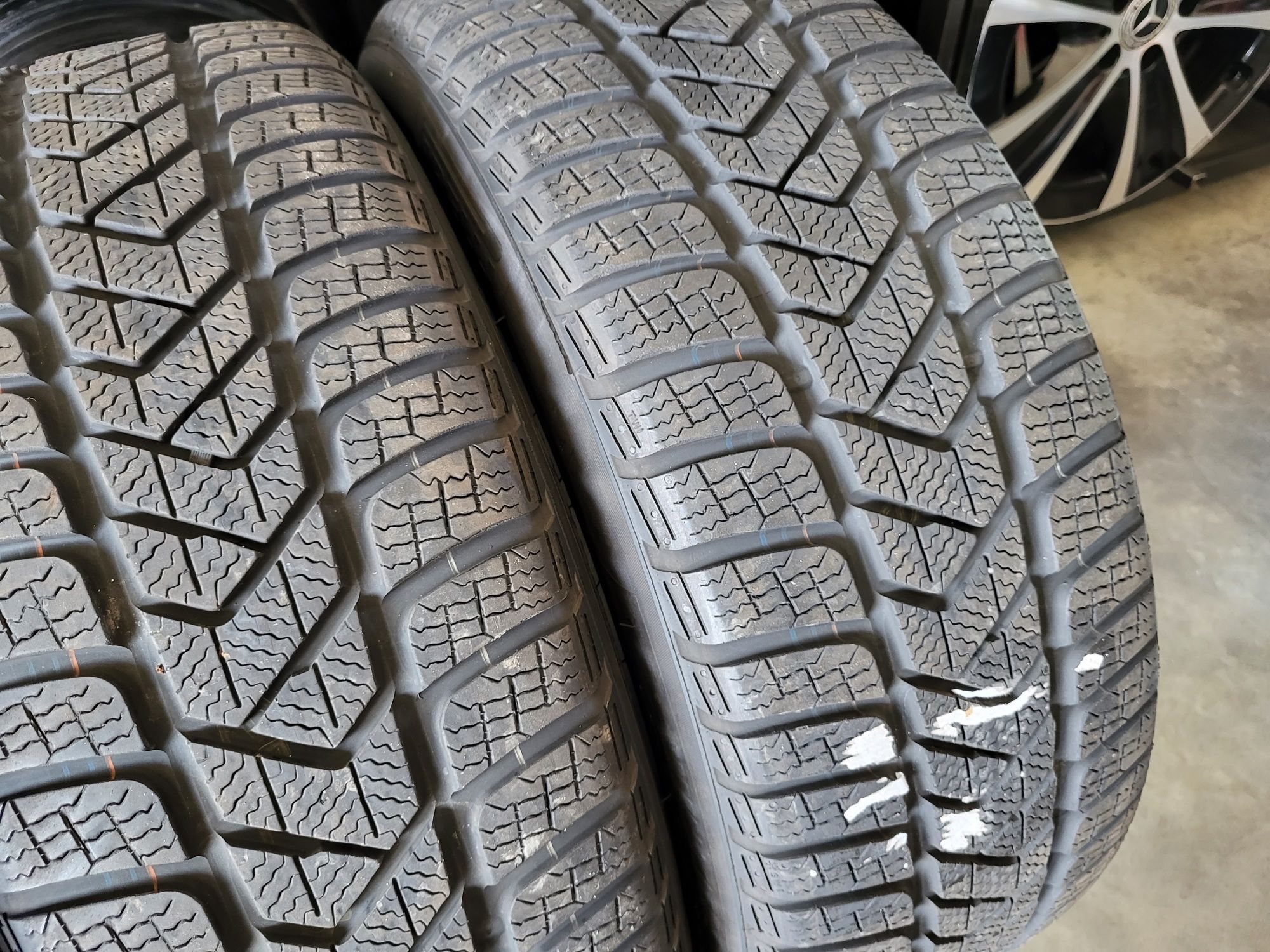 Opony zimowe 225/50R18 99H Pirelli Sottozero 3 Bieżnik 6.6mm RANT!