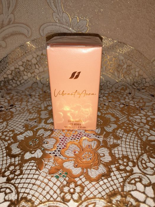 Вода парфум Farmasi