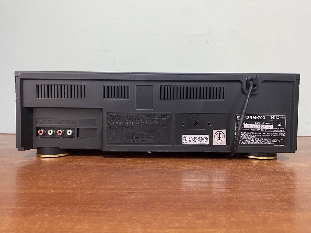 Касетна дека Denon DRM-700