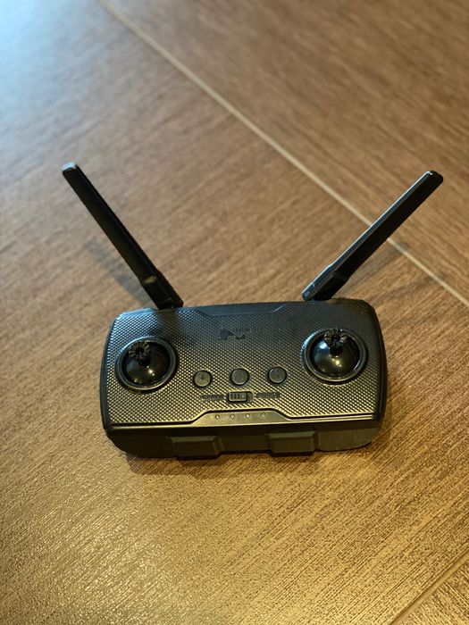 Квадрокоптер Hubsan Zino Pro