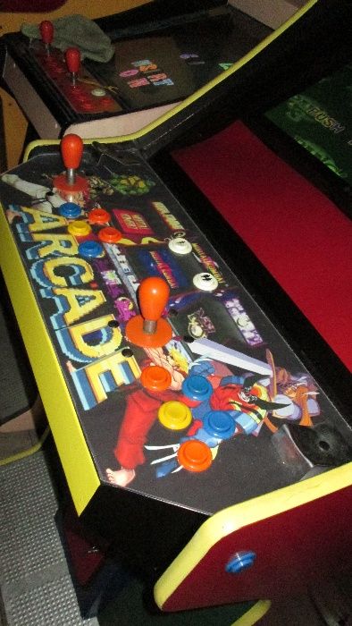 Maquina jogos arcade com  2800 jogosj.