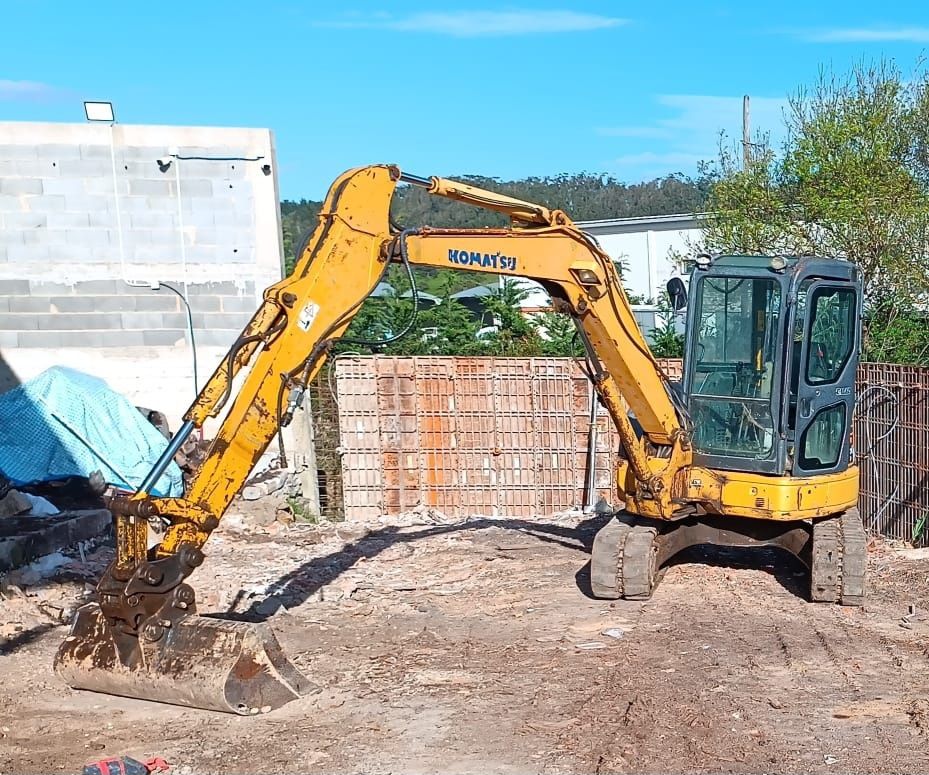 Giratória Komatsu PC 50MR