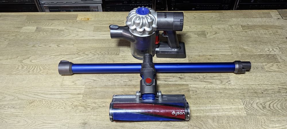 Бездротовий пилосмок Dyson V6