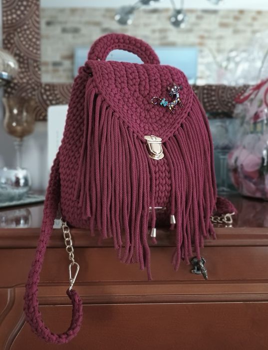 Duży plecak na szydełku