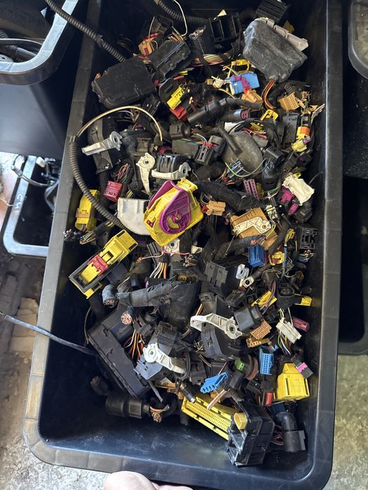 Фішка розєм проводки гольф 7 ауді А3