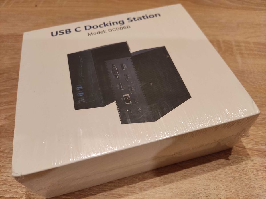 2 - 3 Monitory lub TV , Stacja USB C (A) z podwójnym HDMI 4K - Okazja