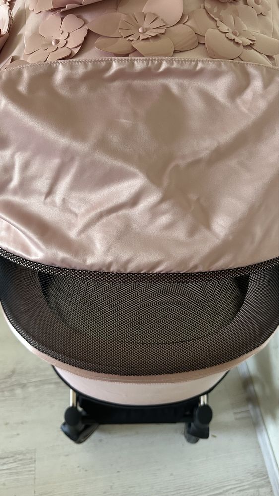 Люлька cybex simply flowers pink 4.0 рожева