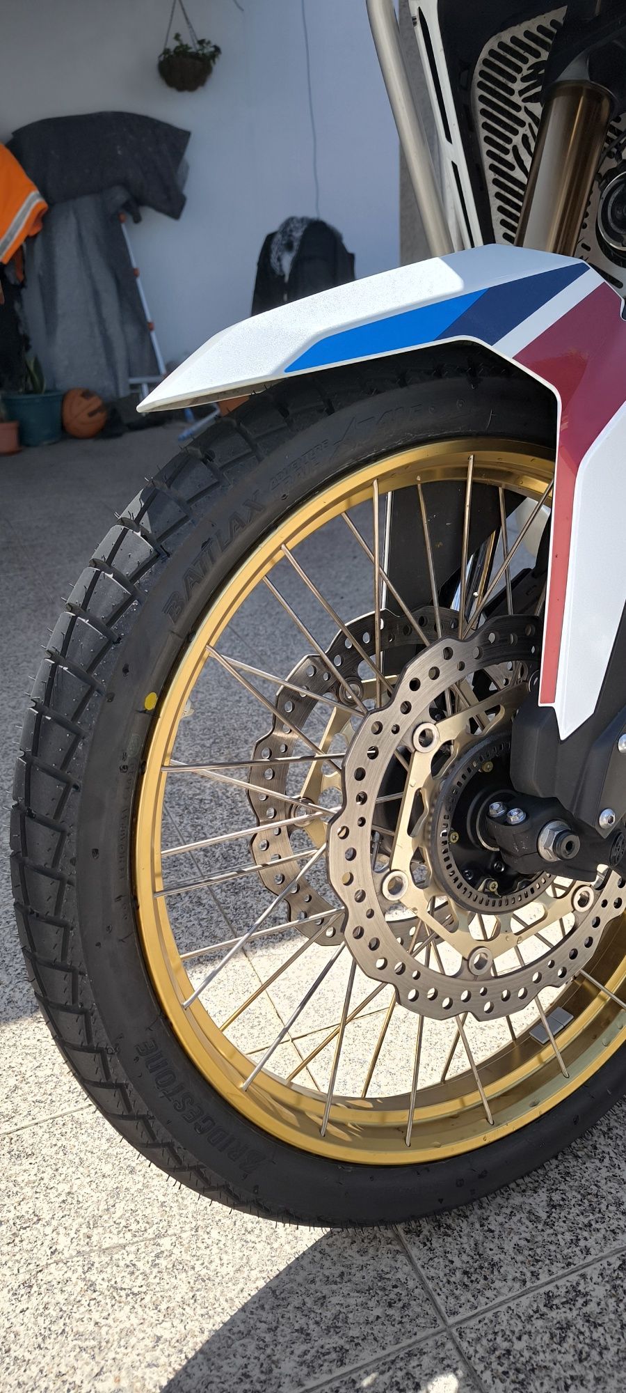 África Twin adv 1100