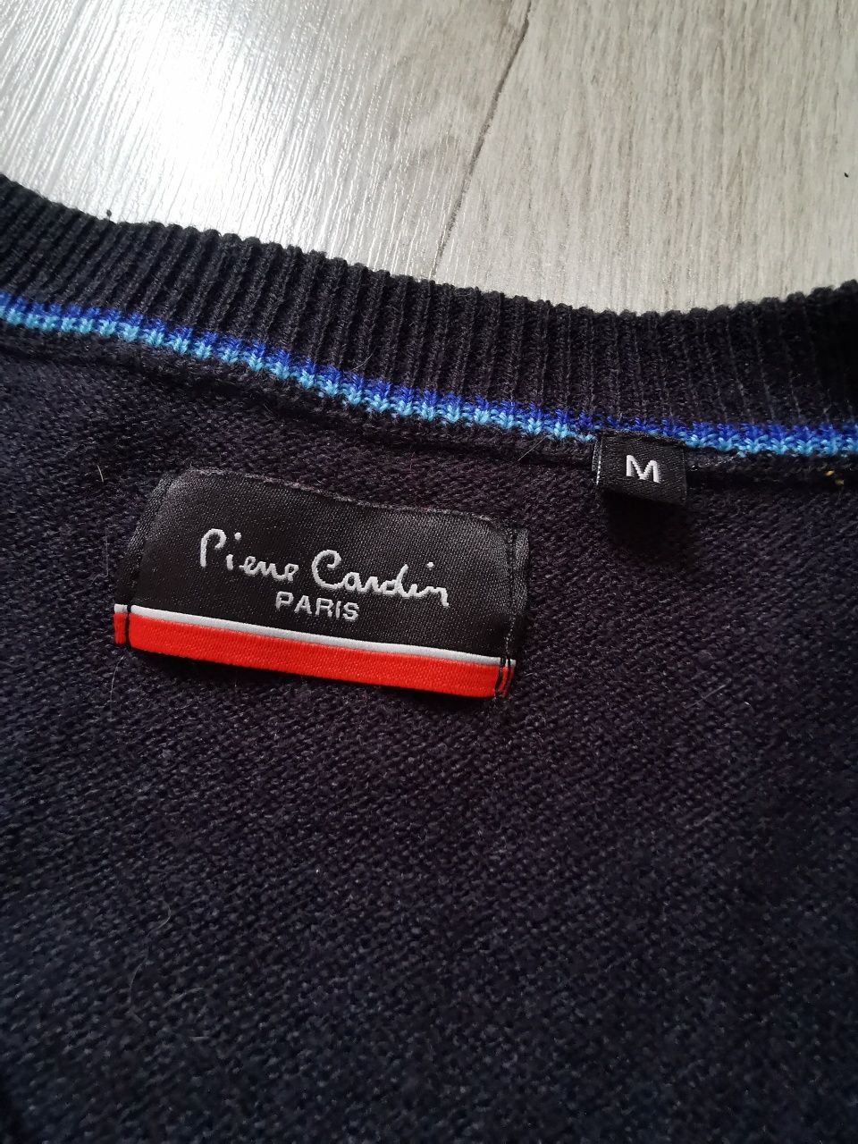 Pierre Cardin granatowy sweter M dekolt V