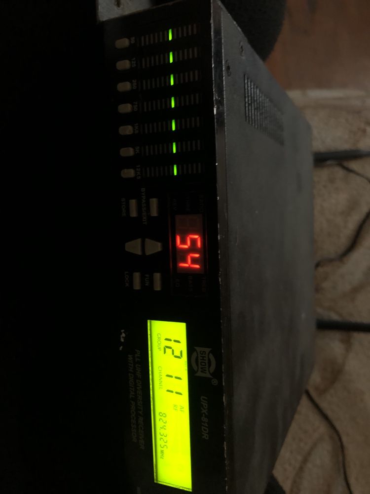 Радиомикрофон SHOW UP8DR-UP83H
