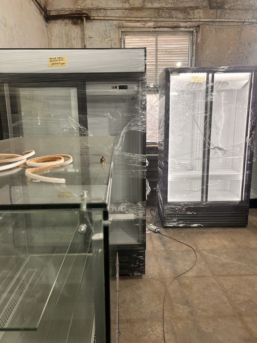 Холодильник Витрина Ларь Регал Холодильный шкаф для напитков