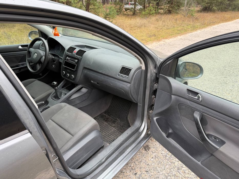 Продам Volkswagen Golf 5, мотор 1,6