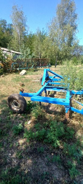 Продам трактор мтз 80 з культіватором та плугами на вибір