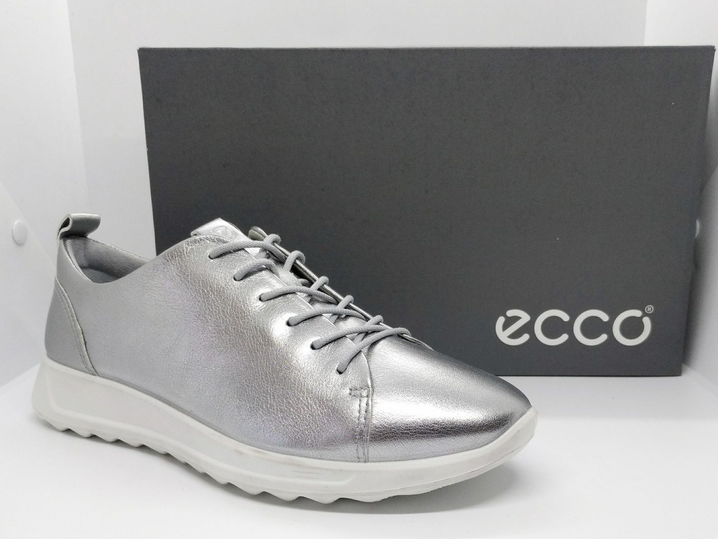 кожаные EU37, 24см кроссовки Ecco оригинал