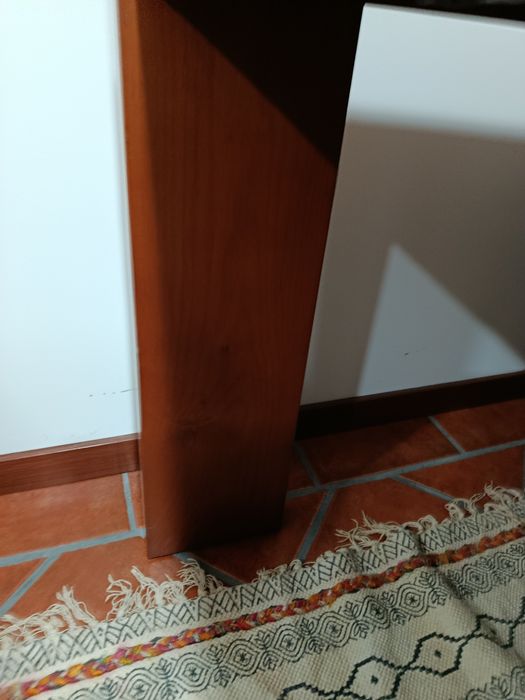 Mesa +Cadeiras  em cor cerejeira