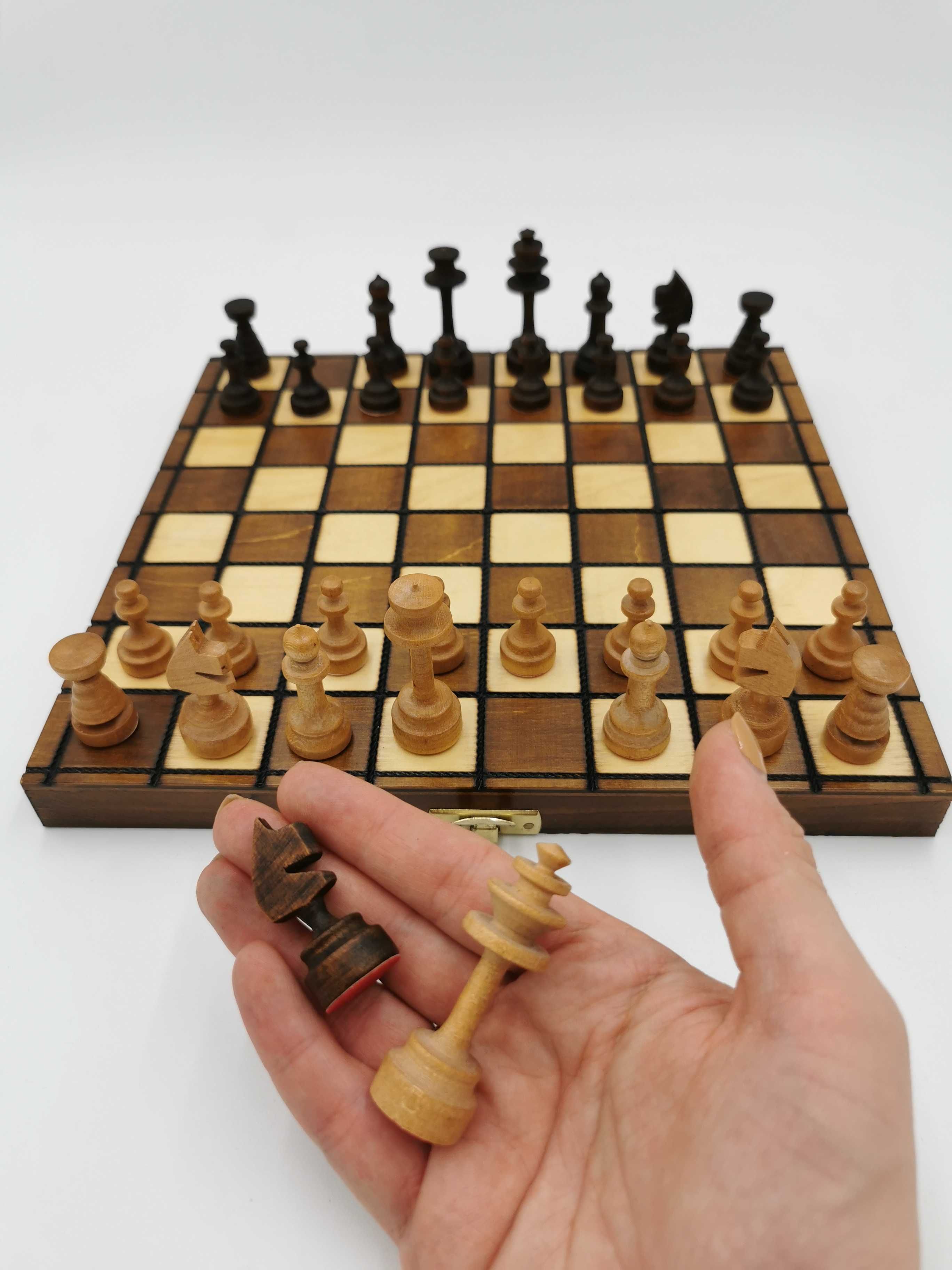 szachy drewniane matowe