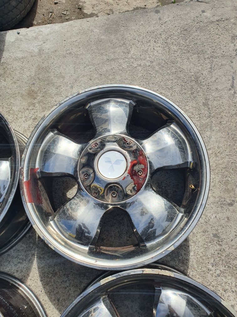 Диски Pajero R18 6/139.7 ЦО 67.1 8j ЕТ 31 4шт-14000грн.