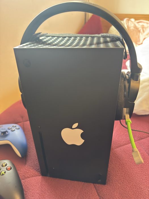 Xbox Series X - Como novo