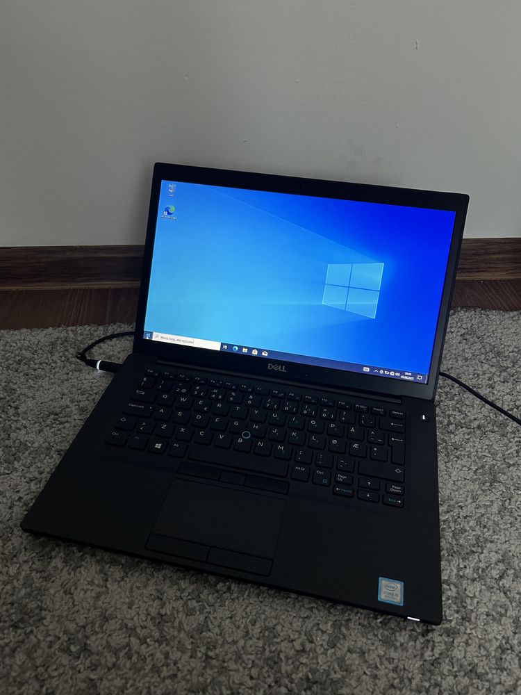 Dell latitude 7490 laptop