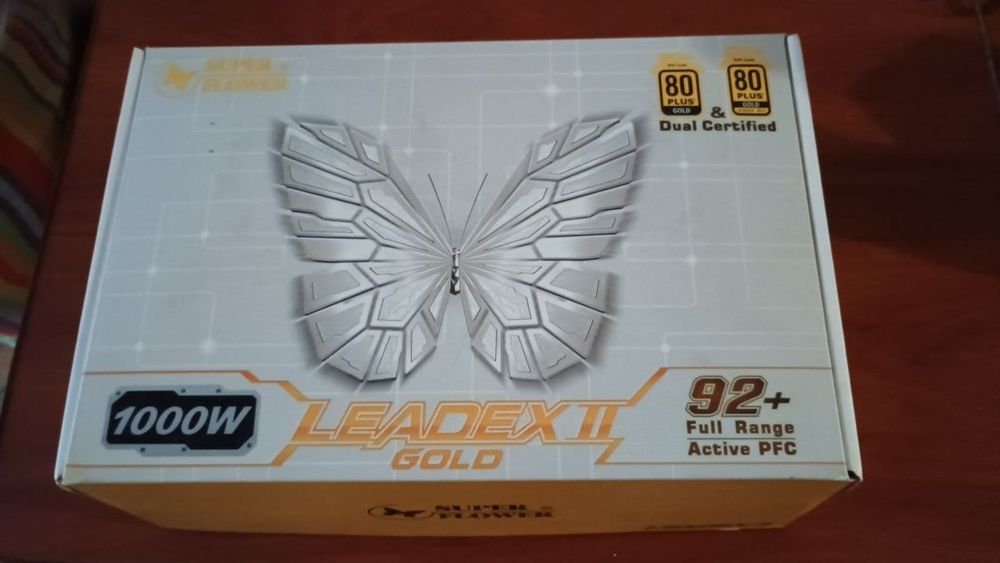 Продам блок питания SuperFlower