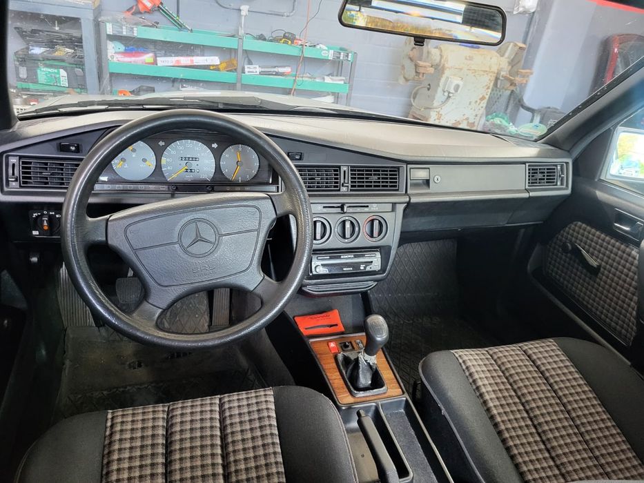 Mercedes -benz  w201  190  z Niemiec  abs