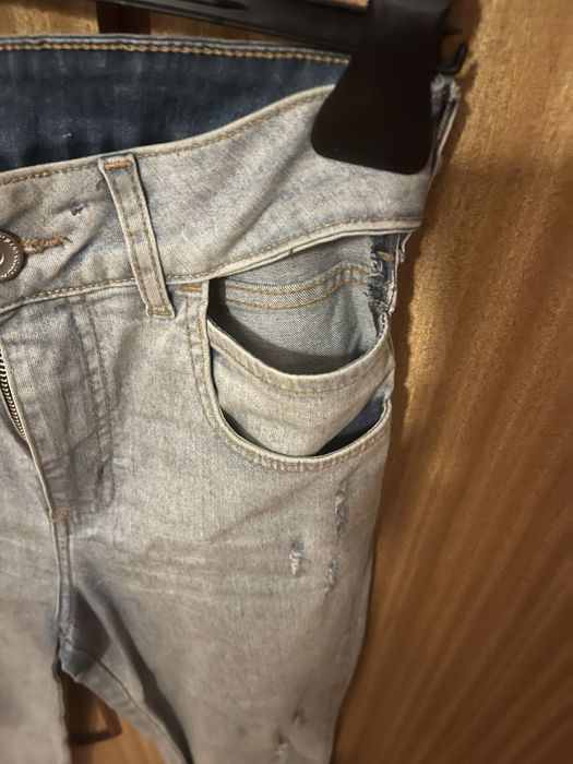 Calças Colcci de ganga elásticas,com recortes dos lados,como novas,36