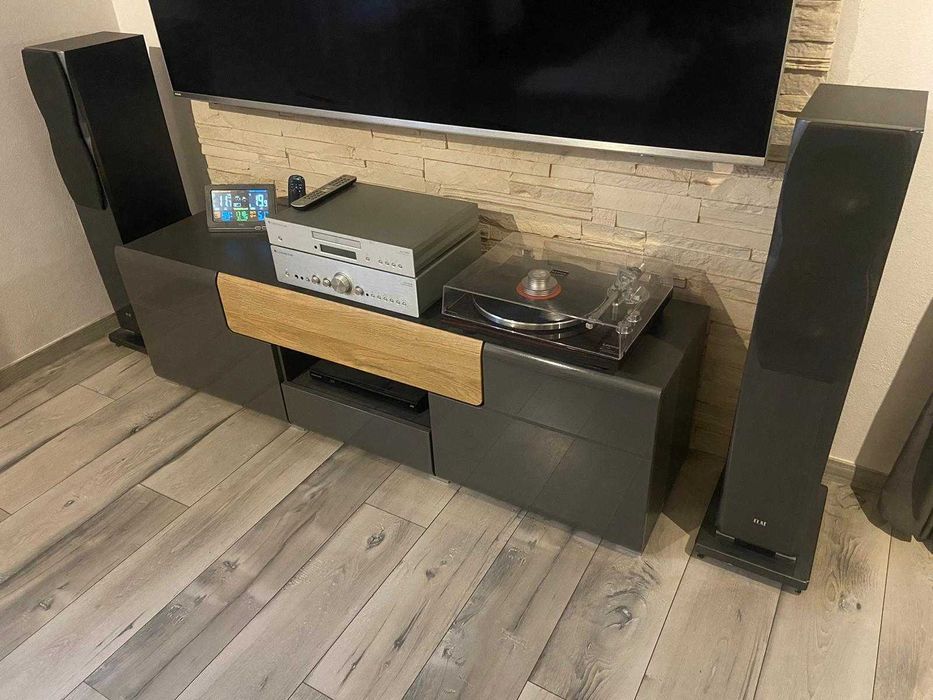 wieża cambridge audio z kolumnami Elac