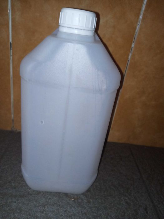 Пластикова каністра 5 л. (б/в) для технічної води та рідин.