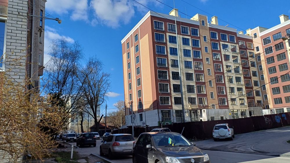 Продаж паркомісця в підземному паркінгу біля Загсу