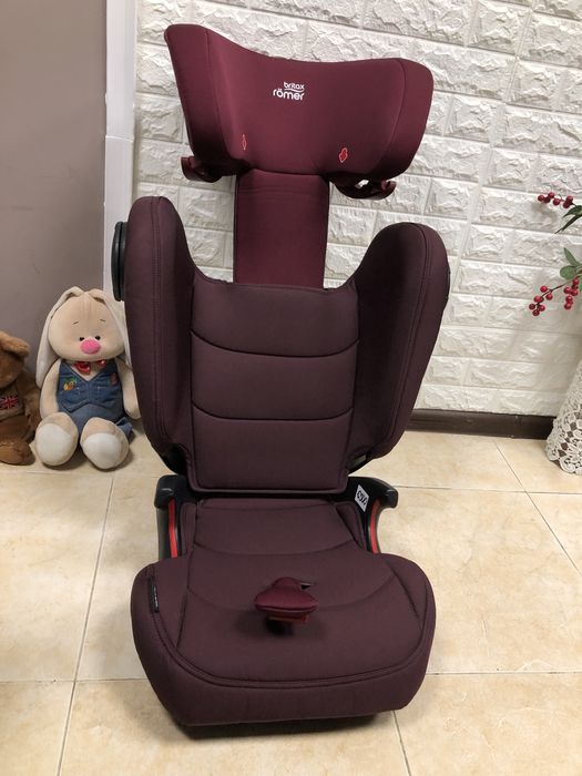 Автокрісло BRITAX ROMER KIDFIX 3 M Група 2/3 (15-36 кг) бустер