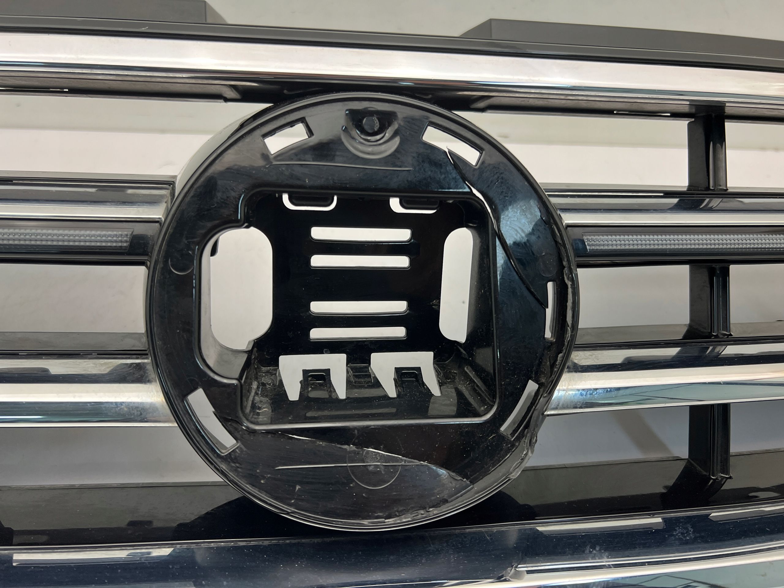 VW Tiguan II Allspace Lift r line Atrapa Grill Zderzaka Przedniego…
