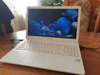 Laptop Samsung 15,6 cala biały.