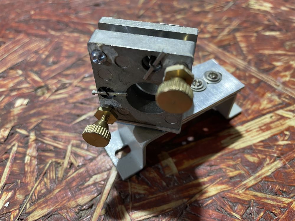 Pierwsze lustro laser CO2