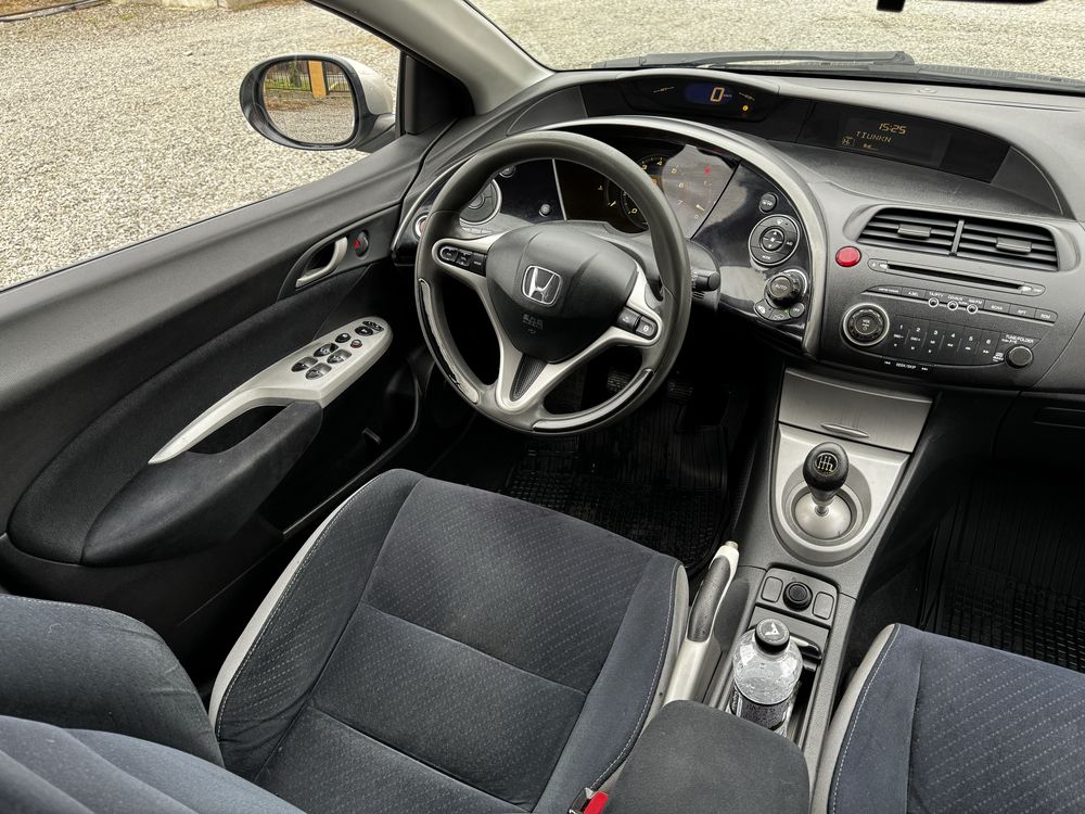 Honda Civic 5D 1.4i механіка 2006рік Хороший стан!