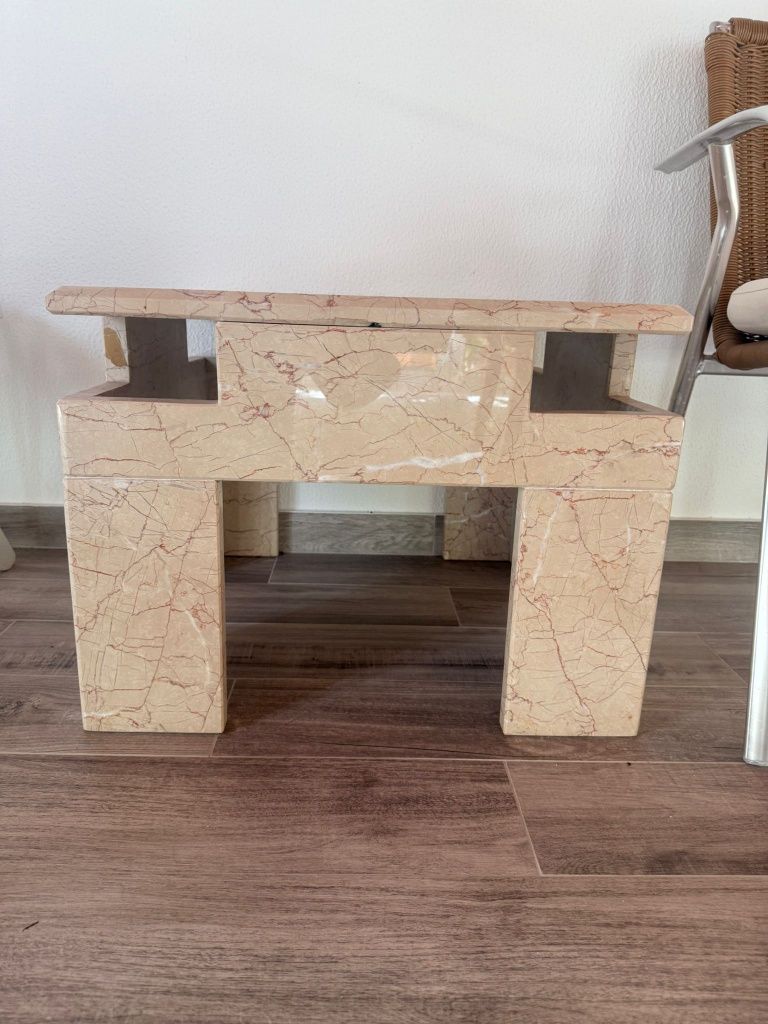 Mesa de apoio/ centro de mármore