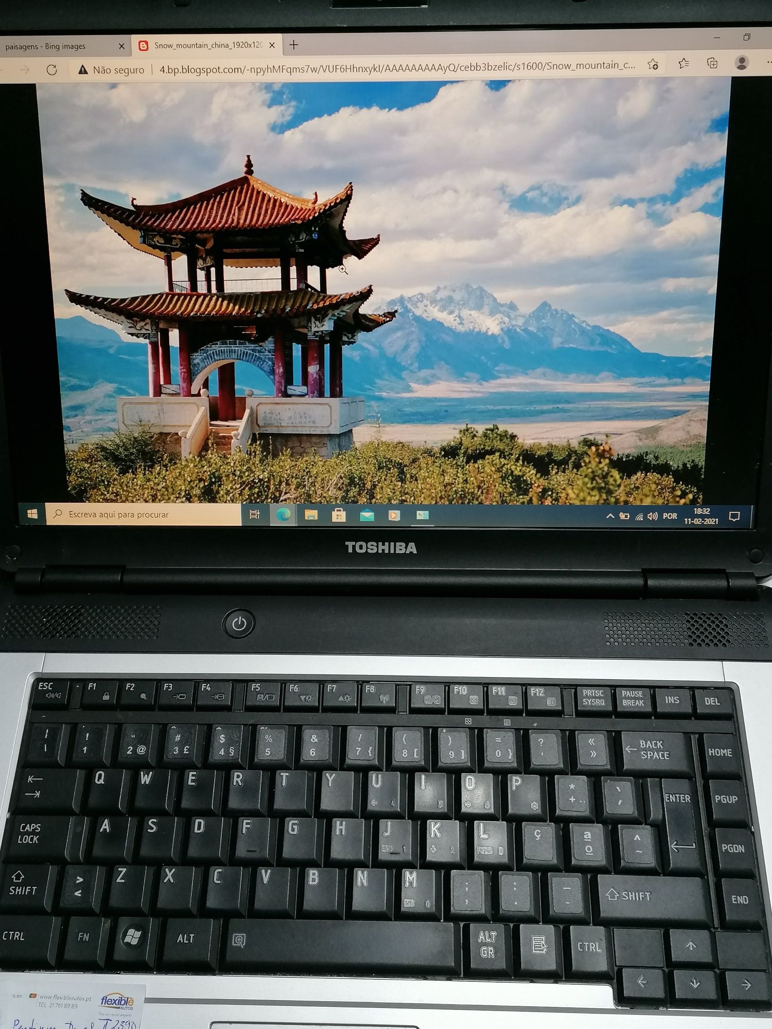 Portátil Toshiba com Windows 10