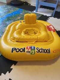 Надувне коло «Pool School»