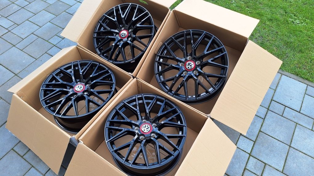 Nowe Alufelgi 5x112 R17 Wzór RS4 Audi A3 A4 A5 A6 Vw Golf Caddy Skoda