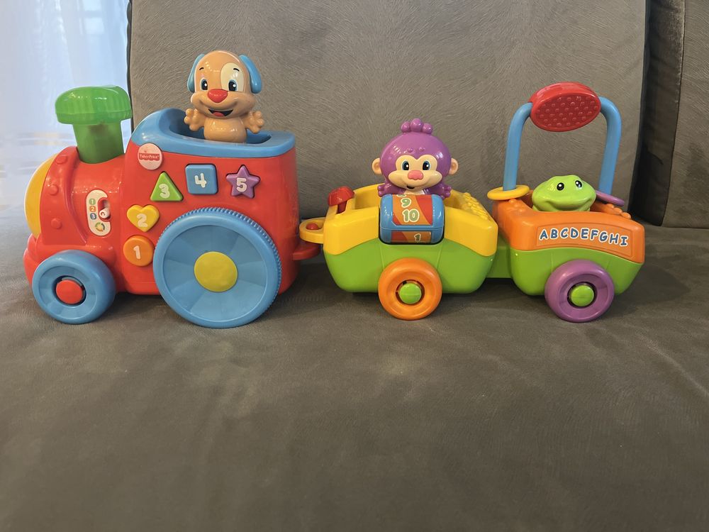 Fisher-Price Edukacyjny Pociąg Szczeniaczka