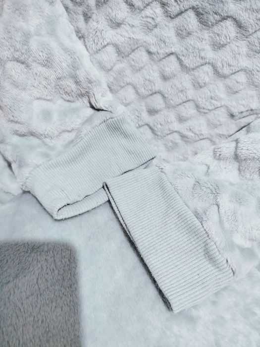 Піжама велюрова стан нової  кофта штани