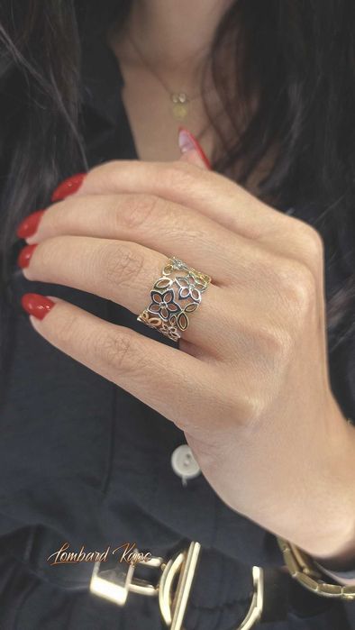 Złoty pierścionek p.585/3,82g