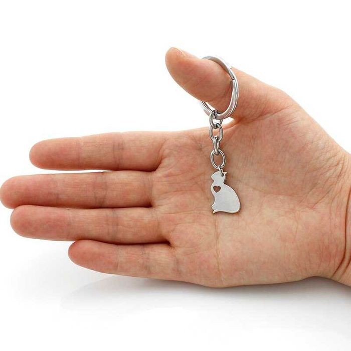 Брелок металлический контурный серебряный "Кошка/кот". Силуэты v3