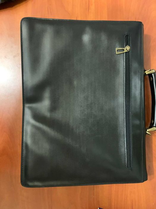 Продам портфель PAKERSON