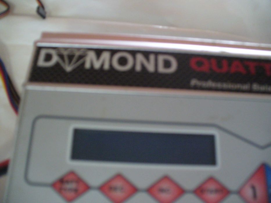 Ładowarka EV-PEAK CQ3. 4 x 10A, 4 x 100W