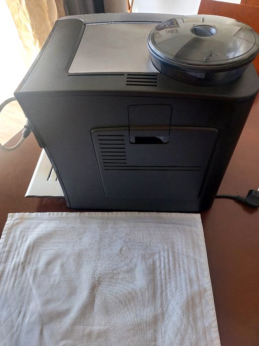 ekspres do kawy siemens  z młynkiem i spieniaczem