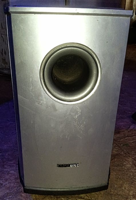 Продам сабвуфер Samsung PSWA 750E