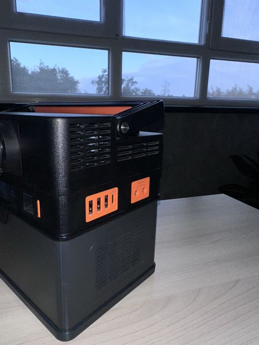 Портативна зарядна станція ALLPOWERS