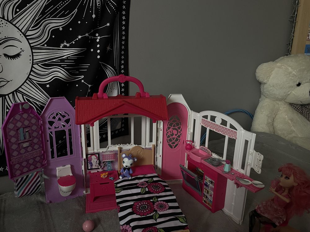 Oryginalny domek Barbie Mattel z funkcjami dźwiękowymi