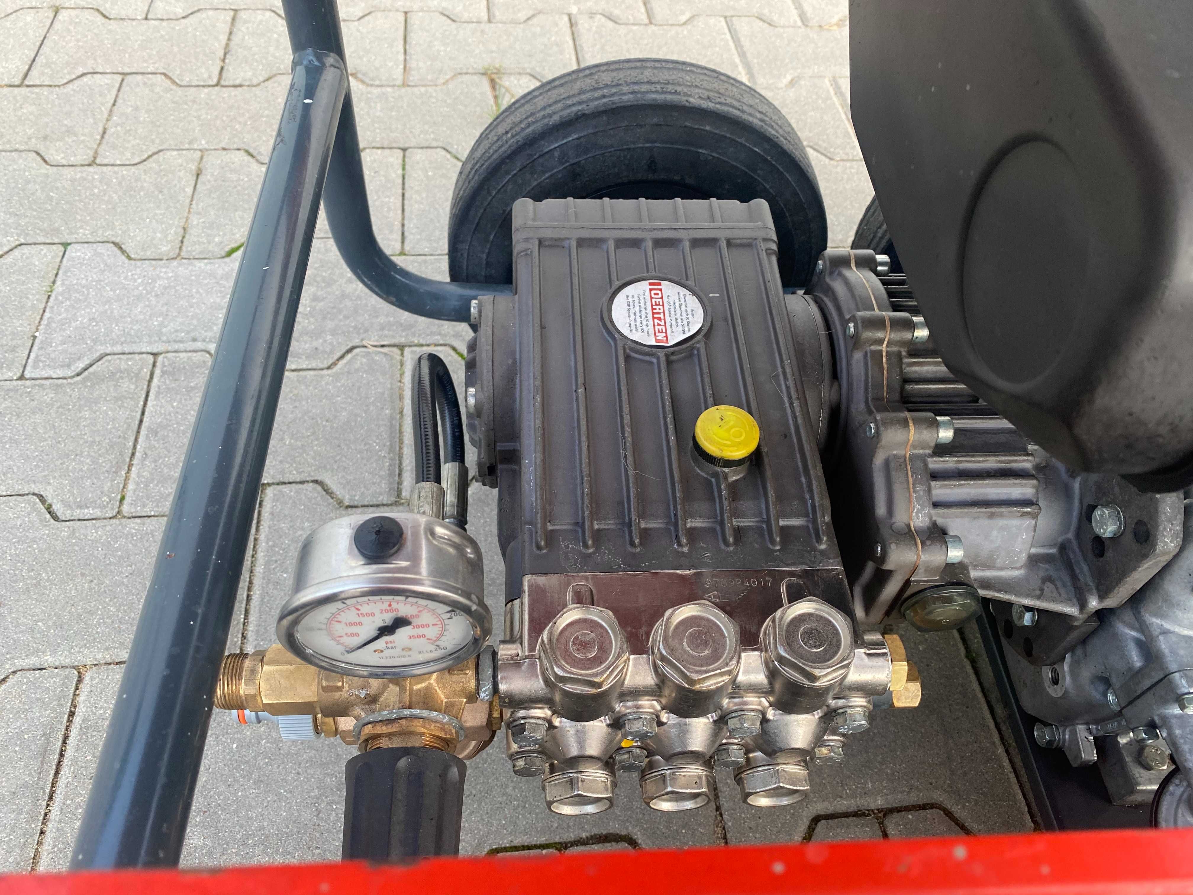 Myjka spalinowa OERTZEN 240 M  17L 240bar